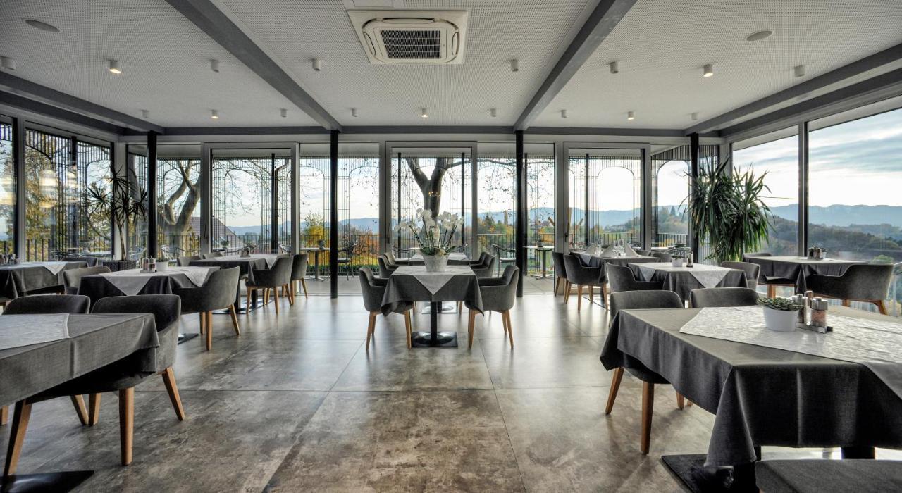 Weinrefugium Brolli Hotel Гамлиц Екстериор снимка