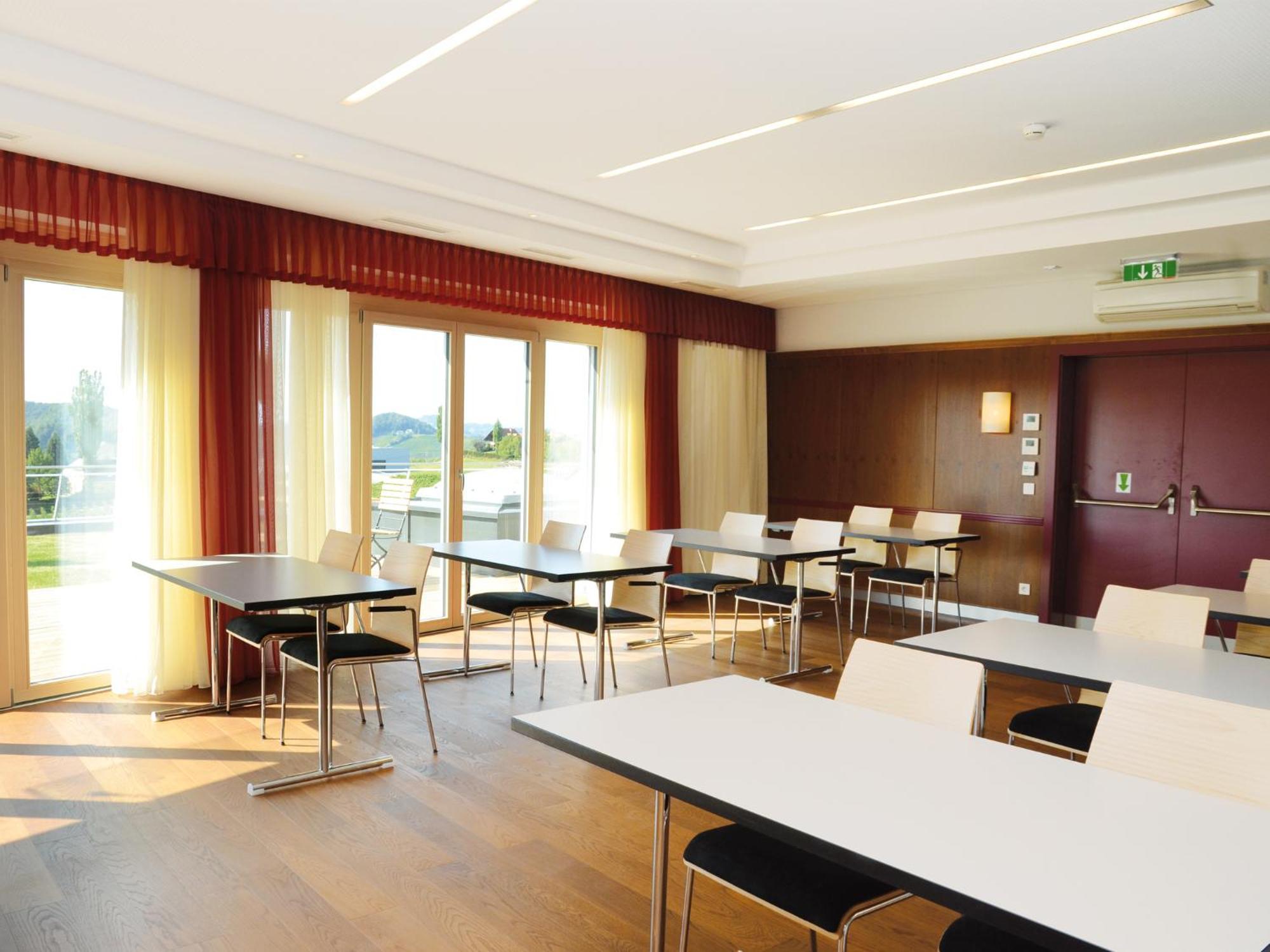 Weinrefugium Brolli Hotel Гамлиц Екстериор снимка