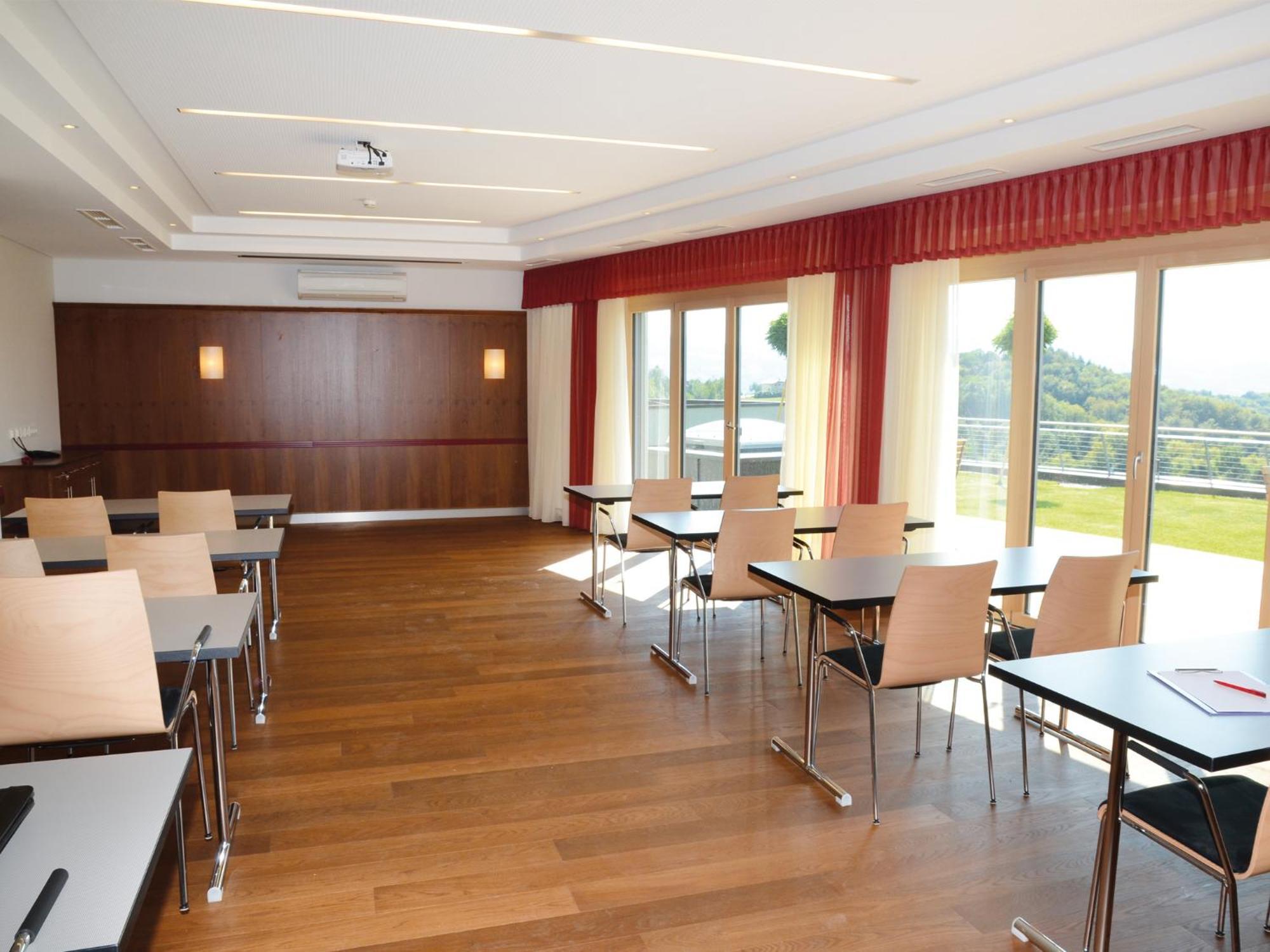 Weinrefugium Brolli Hotel Гамлиц Екстериор снимка