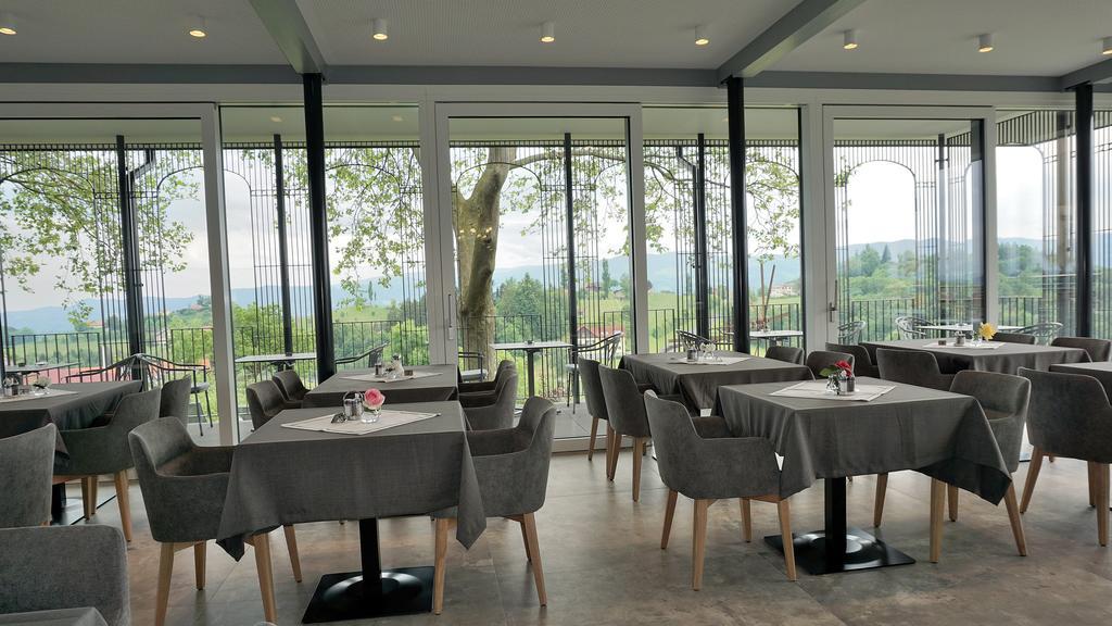Weinrefugium Brolli Hotel Гамлиц Екстериор снимка