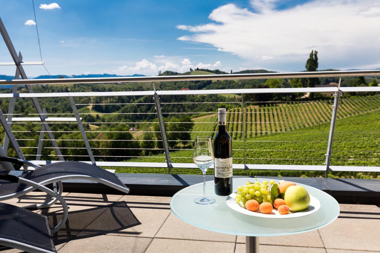 Weinrefugium Brolli Hotel Гамлиц Екстериор снимка
