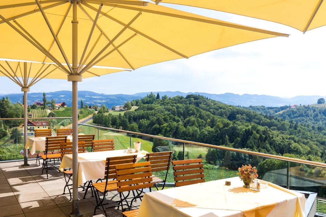 Weinrefugium Brolli Hotel Гамлиц Екстериор снимка